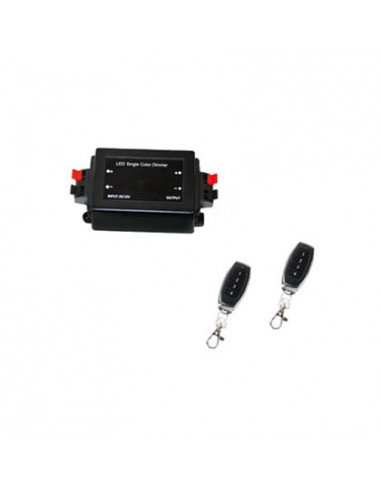 Dimmer con due controlli remoti