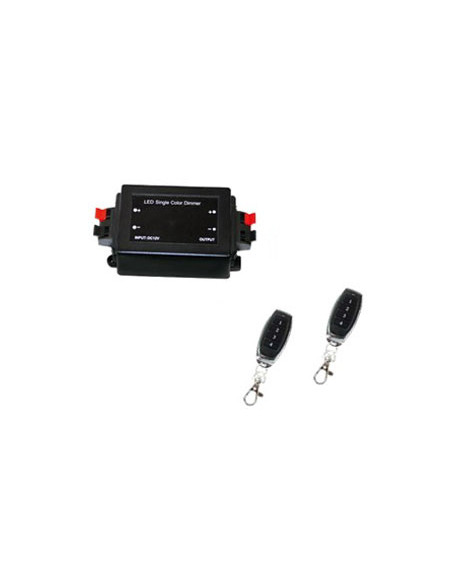 Dimmer con due controlli remoti